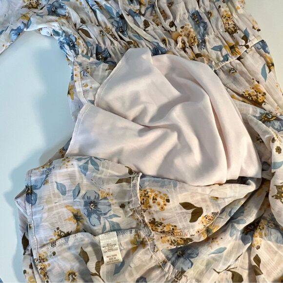 Liberty Love Womens Smocked Milkmaid Dress Size M Floral Cottage Prairie Boho - Picture 9 of 9